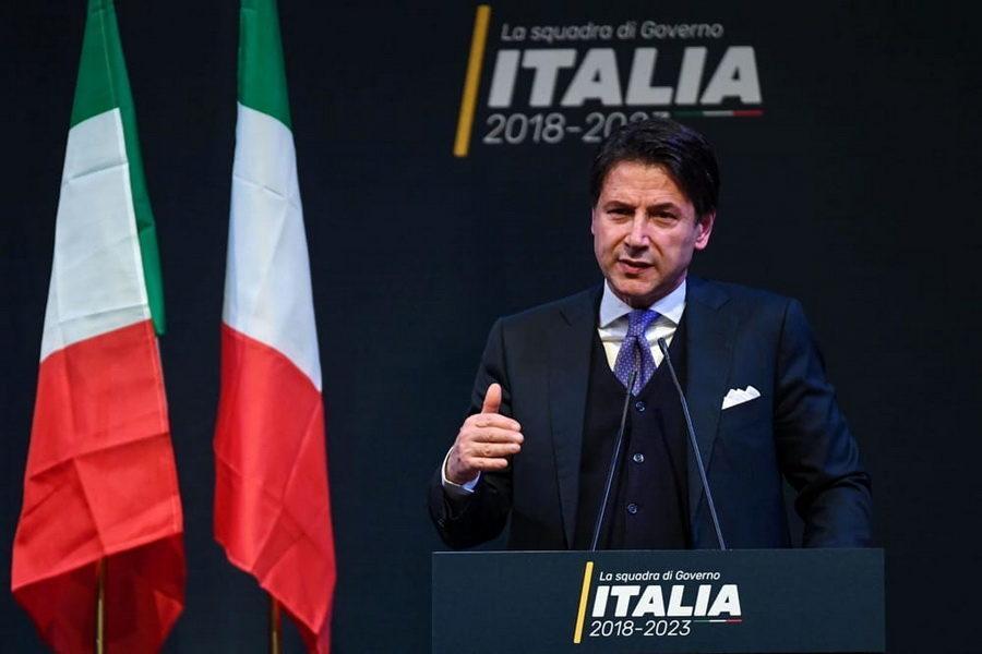 نخست وزیر ایتالیا کناره گیری کرد
