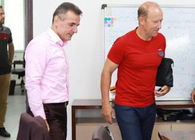 انصاری فرد: کالدرون باید جوابگوی شکست باشد