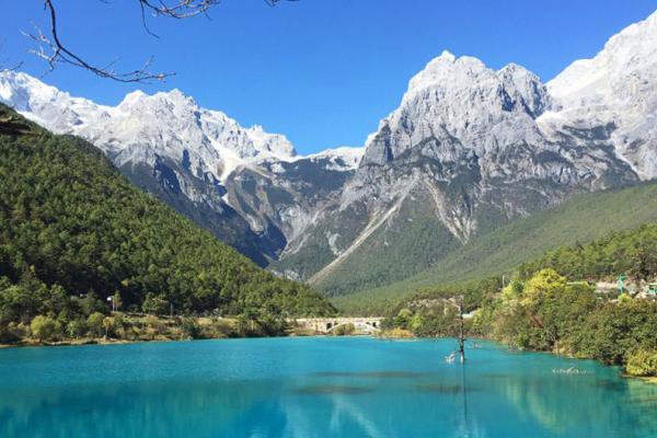 چین: 9 مورد که در سفر به یونان باید به آن ها توجه داشته باشید