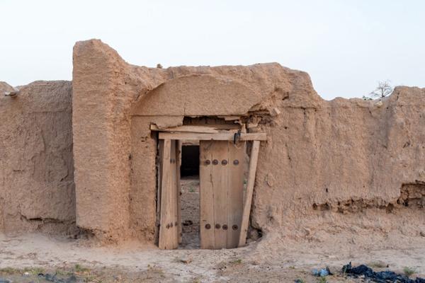 خانه کمال الملک بازسازی اضطراری می گردد